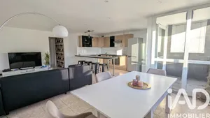 Appartement à Roissy-en-Brie (77680)