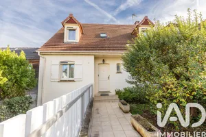 Maison à Orsay (91400)