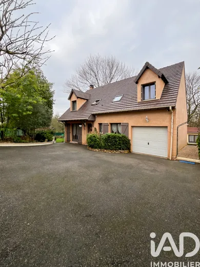 House in Soignolles-en-Brie (77111)