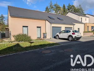 House in Saint-Pavace (72190)