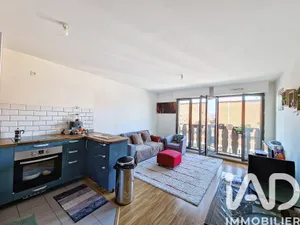 Apartment in Aubervilliers (93300)