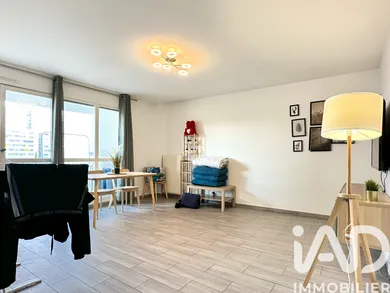 Apartment in Rosny-sous-Bois (93110)