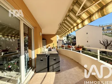 Apartment in Toulon (83000)