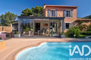 Traditional house in SAINT ANNE D'EVENOS (83330)