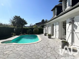 Pavillon à Bidos (64400)