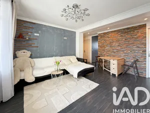 Apartment in Ivry-sur-Seine (94200)