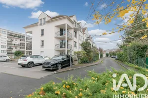 Apartment in Choisy-le-Roi (94600)