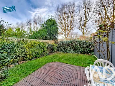 House in Villeneuve-la-Garenne (92390)