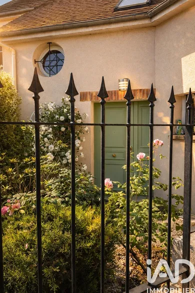 House in Carrières-sur-Seine (78420)