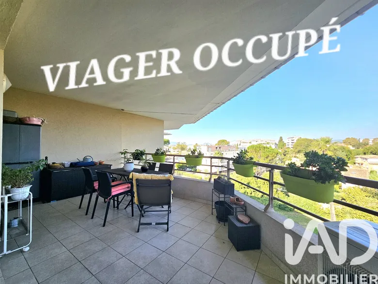 Appartement 3 pièces 77 m² · à Saint-Raphaël · 77 m² · 117 000 €