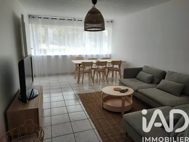 Apartment in Cenon (33150)