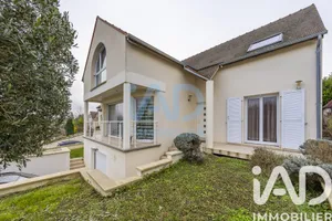 House in Moret-Loing-et-Orvanne (77250)