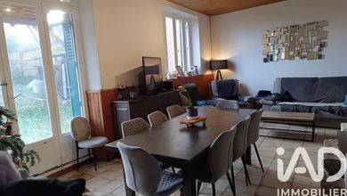 Maison de village à Chichery (89400)