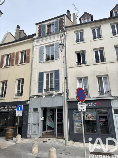 Apartment in Pontoise (95300)