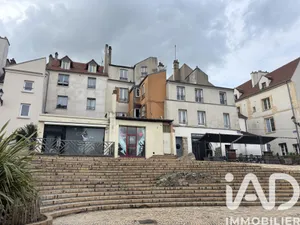Apartment in Pontoise (95300)