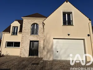 Traditional house in Boissise-la-Bertrand (77350)