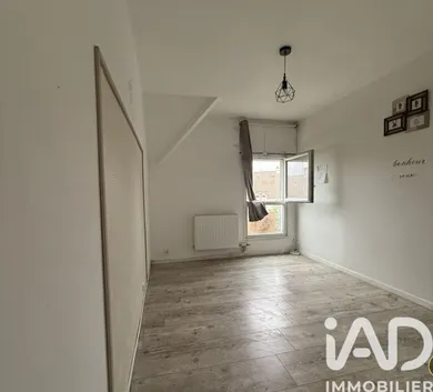 Maison de ville à Paron (89100)