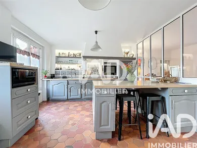 Maison de campagne à Fontenay-Trésigny (77610)