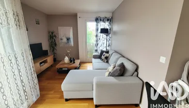 Apartment in L'Haÿ-les-Roses (94240)