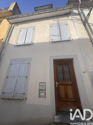 Building in Lourdes (65100)