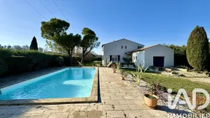 Traditional house in Jonquerettes (84450)