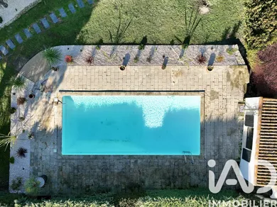 Traditional house in Jonquerettes (84450)