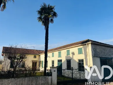 Village house in Bernède (32400)
