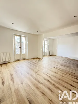 Appartement à Hyères (83400)