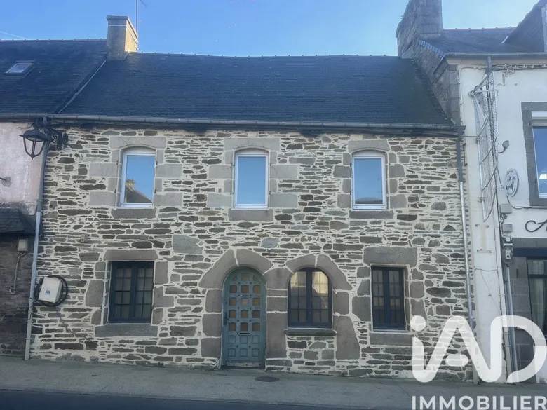 Maison 5 pièces 300 m² · à Lannion · 300 m² · 258 000 €