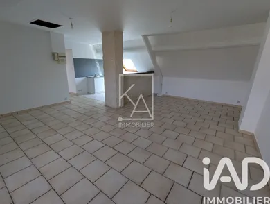 Apartment in Mennecy (91540)