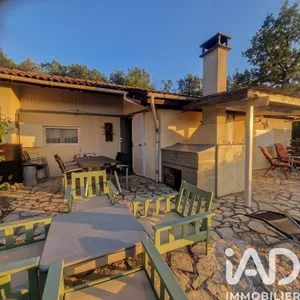 Bungalow à Méjannes-le-Clap (30430)