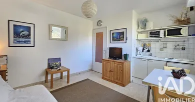 Apartment in Sanary-sur-Mer (83110)