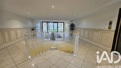 Appartement à Bordeaux (33300)