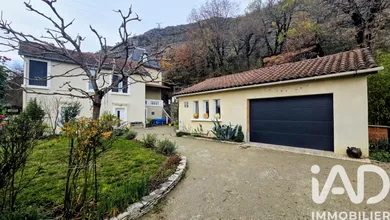 Maison traditionnelle à Lamagdelaine (46090)
