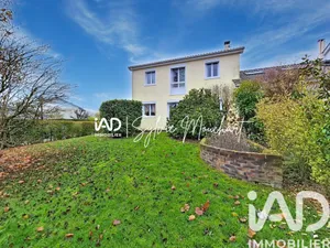 Maison à Le Mesnil-Saint-Denis (78320)