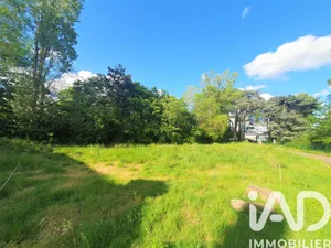 Terrain à bâtir à Saint-Barthélemy-d'Anjou (49124)