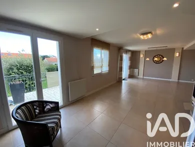 Townhouse in Cholet (49300)