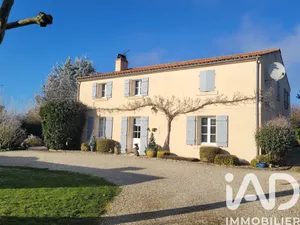 Maison à Rives-d'Autise (85240)