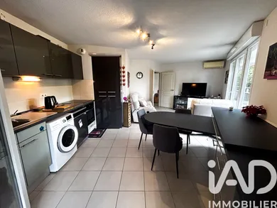 Apartment in Nîmes (30000)