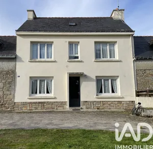 Maison à Sainte-Hélène (56700)