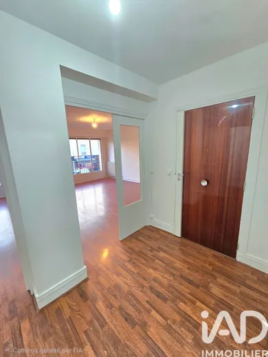 Apartment in Saint-Maur-des-Fossés (94100)