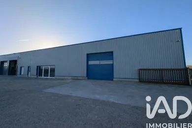 Building in Graye-sur-Mer (14470)