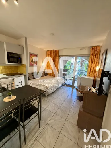 Apartment in Cannes (06150)