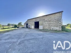 Land in Payroux (86350)