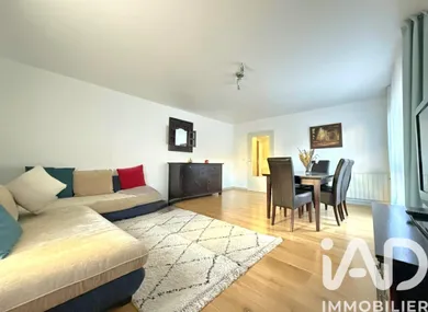 Apartment in Rosny-sous-Bois (93110)