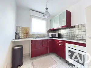 Apartment in Rosny-sous-Bois (93110)