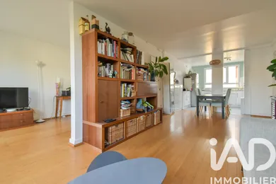 Apartment in Chilly-Mazarin (91380)