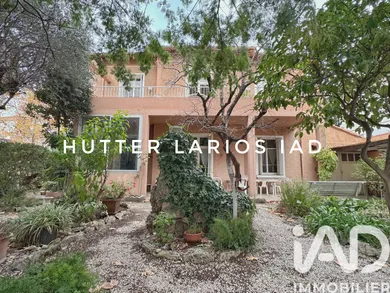 Maison traditionnelle à Hyères (83400)