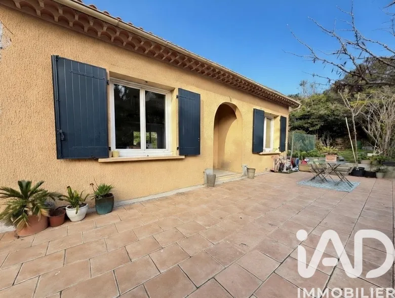 Maison 5 pièces 192 m² · à La Seyne-sur-Mer · 192 m² · 550 000 €