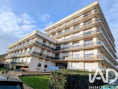 Apartment in Cholet (49300)